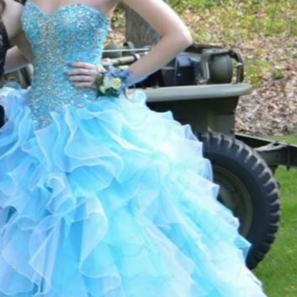 Prom Dress - Picture 3 of 3